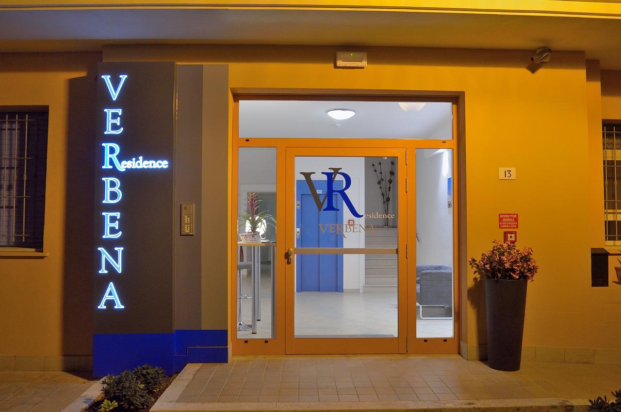 Residence Verbena Rimini Buitenkant foto