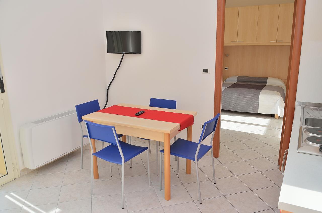 Residence Verbena Rimini Buitenkant foto