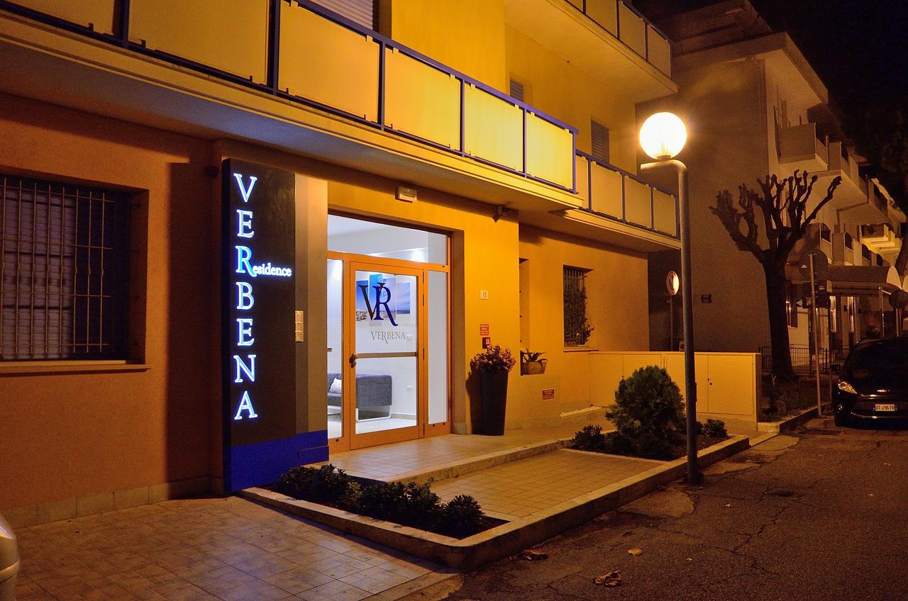 Residence Verbena Rimini Buitenkant foto
